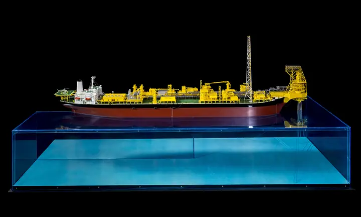 FPSO Above & Below Water Display – 1:200 scale model by TNBuilt West