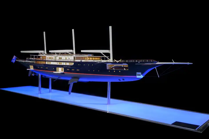 “Koru” Superyacht von OCEANCO – 1:50 Maßstabsmodell von TNBuilt West, ansehen 6