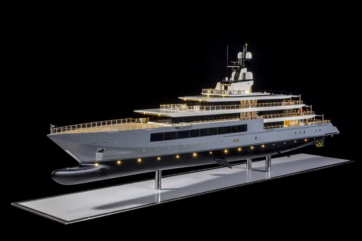 “Seven Seas” Superyacht von OCEANCO – 1:50 Maßstabsmodell von TNBuilt West, ansehen 3