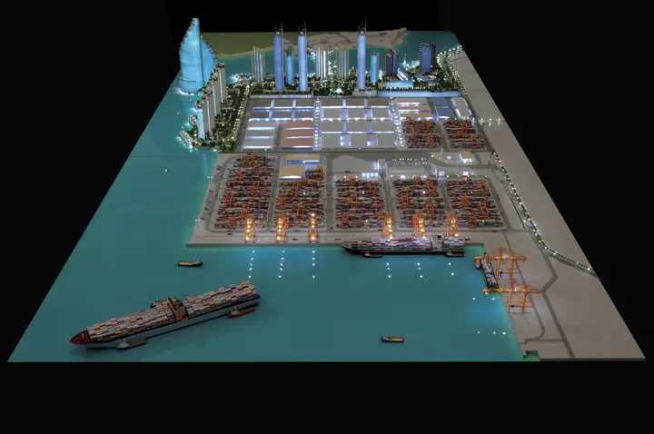 Tusdeer Port, Jeddah – 1:500 scale model by TNBuilt West, view 3